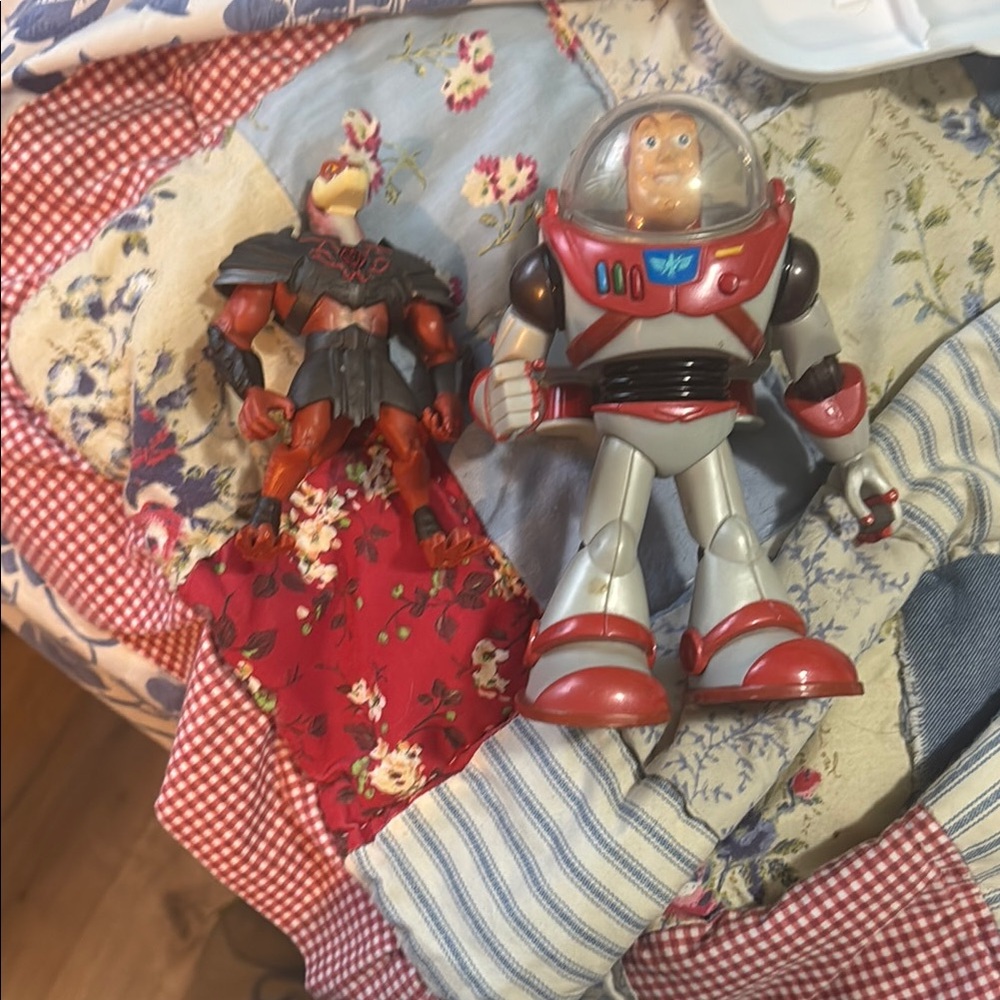 Rare Toy Story toys buzz lightyear and reptillus Maximus